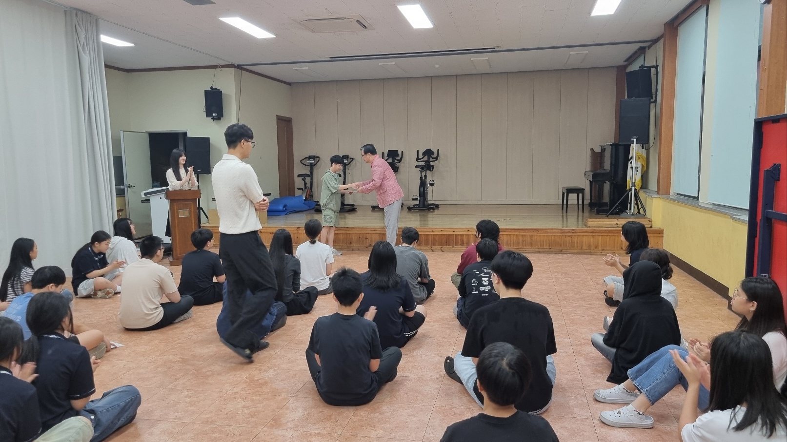모범상